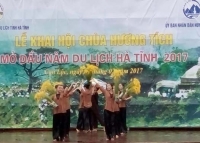 Khai hội chùa Hương Tích, mở đầu năm Du lịch Hà Tĩnh 2017