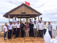 Đoàn tham quan tại Phá Tam Giang, Thừa Thiên Huế