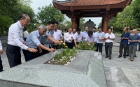Tổ chức dâng hương tưởng niệm 202 năm ngày mất Đại thi hào Nguyễn Du