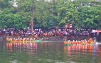 Giải đua thuyền truyền thống tại Hương Khê