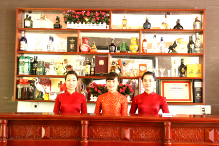 Tổ chức Hội thi Lễ tân khách sạn Hà Tĩnh 2015