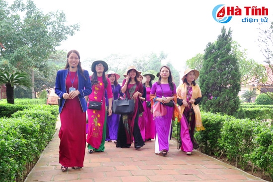 Khu lưu niệm Nguyễn Du là điểm đến ưu thích của du khách khi đến Hà Tĩnh