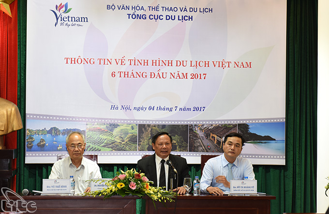 Tổng cục trưởng Nguyễn Văn Tuấn phát biểu tại cuộc họp