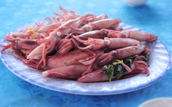 Mực nháy-nét văn hóa ẩm thực đặc sắc của vùng biển Vũng Áng