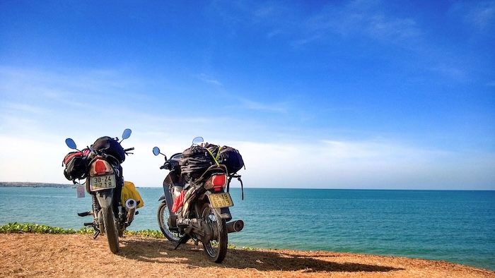 bãi biển Hoành Sơn