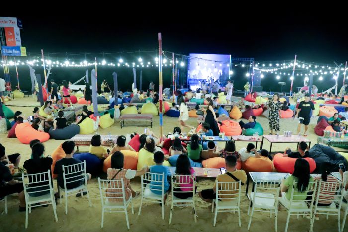 Trải nghiệm Biển Thiên Cầm Hà Tĩnh