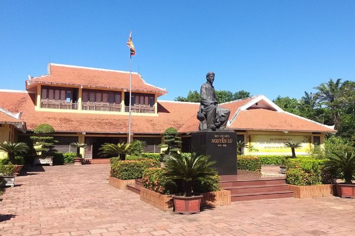 Khu tích Nguyễn Du Hà Tĩnh