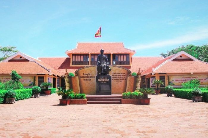 Khu tích Nguyễn Du Hà Tĩnh