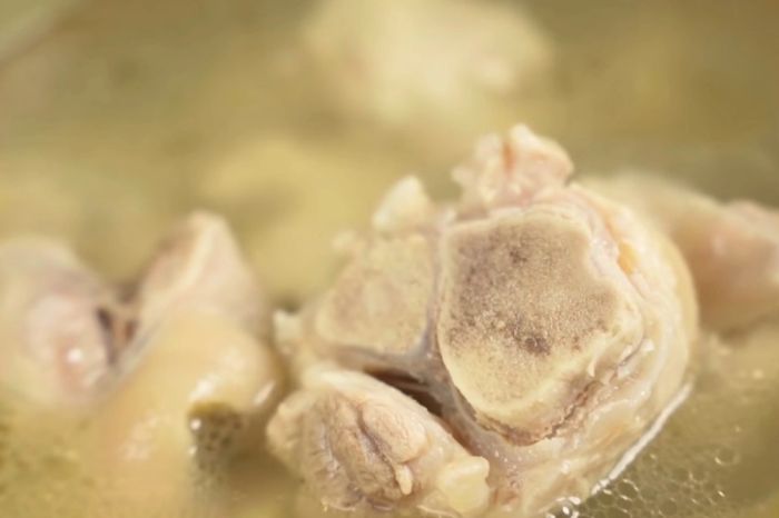 Cách nấu Bún bò Đò Trai